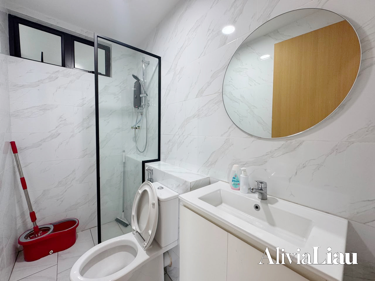 Forest Hill property photo 5
