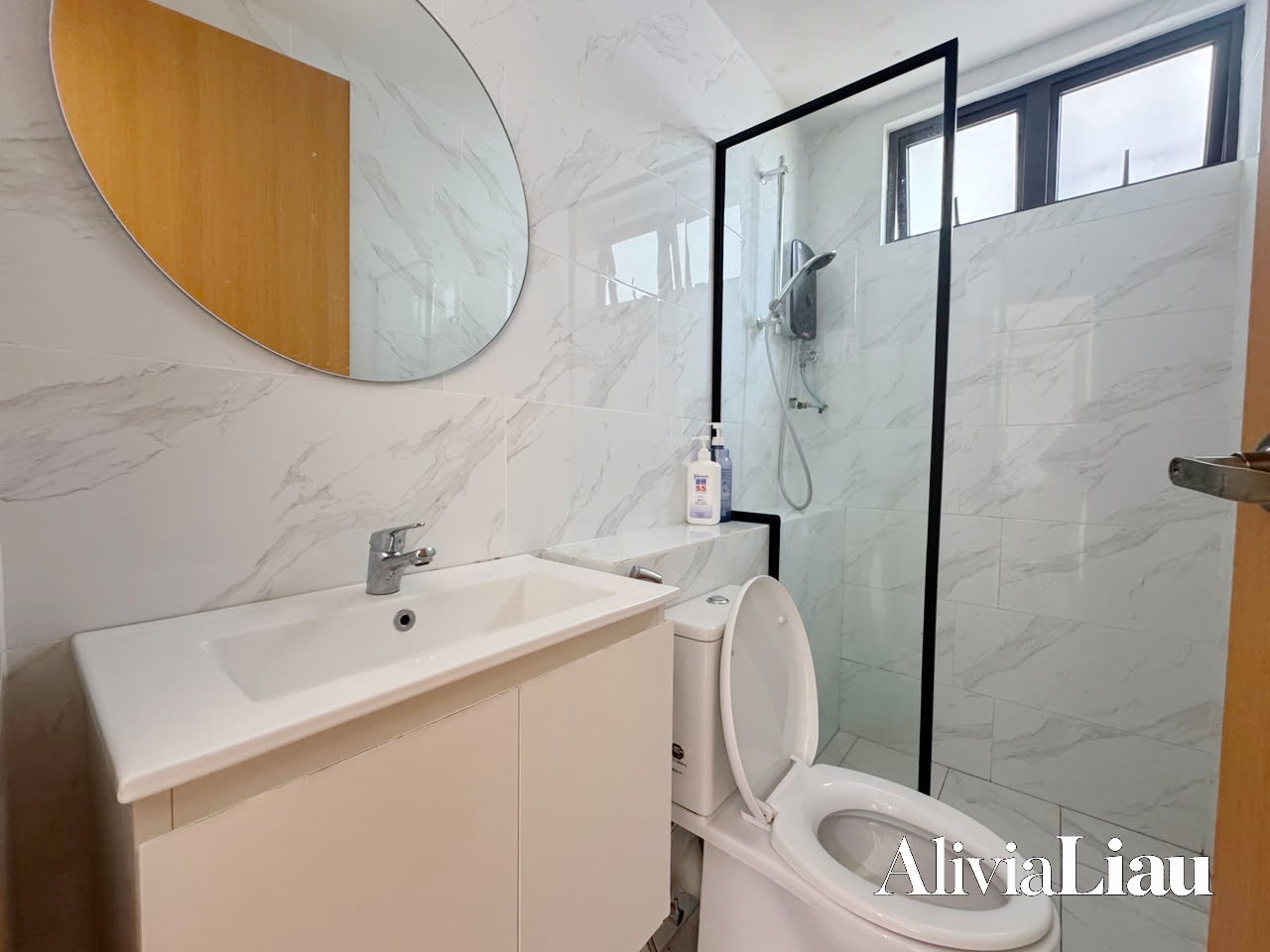 Forest Hill property photo 6