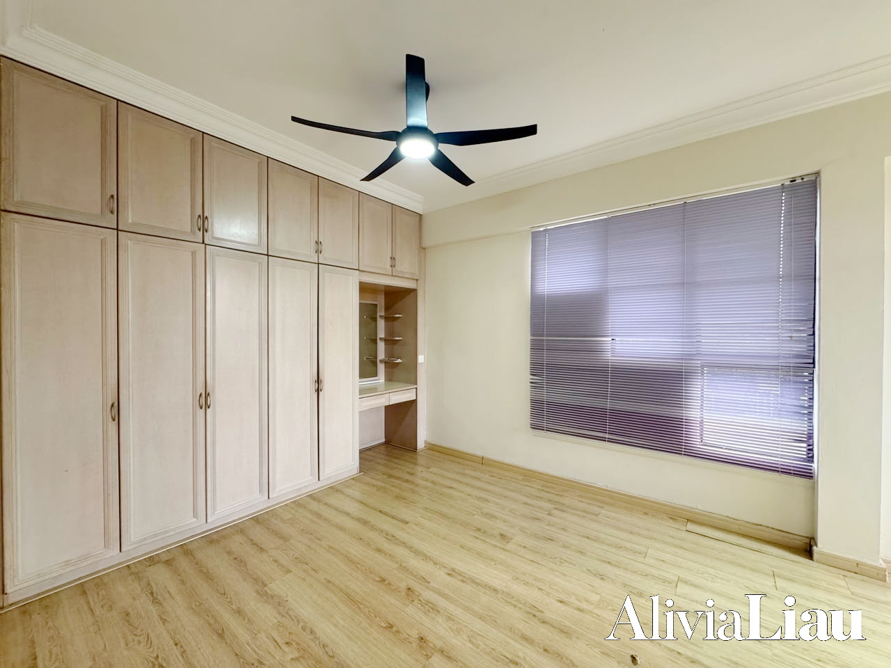 Likas Court property photo 7