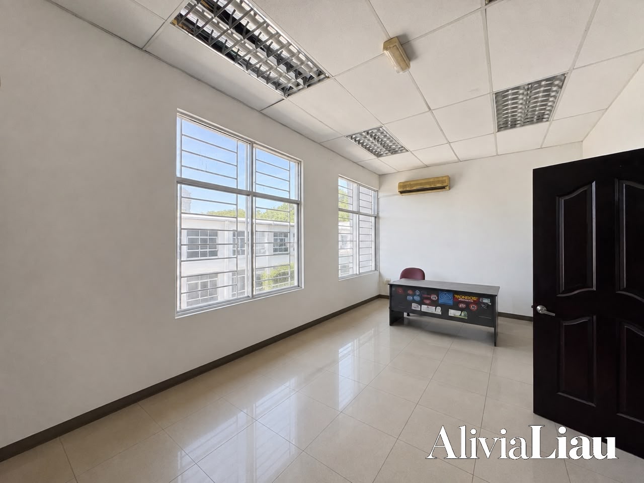 HS Industrial Park property photo 5