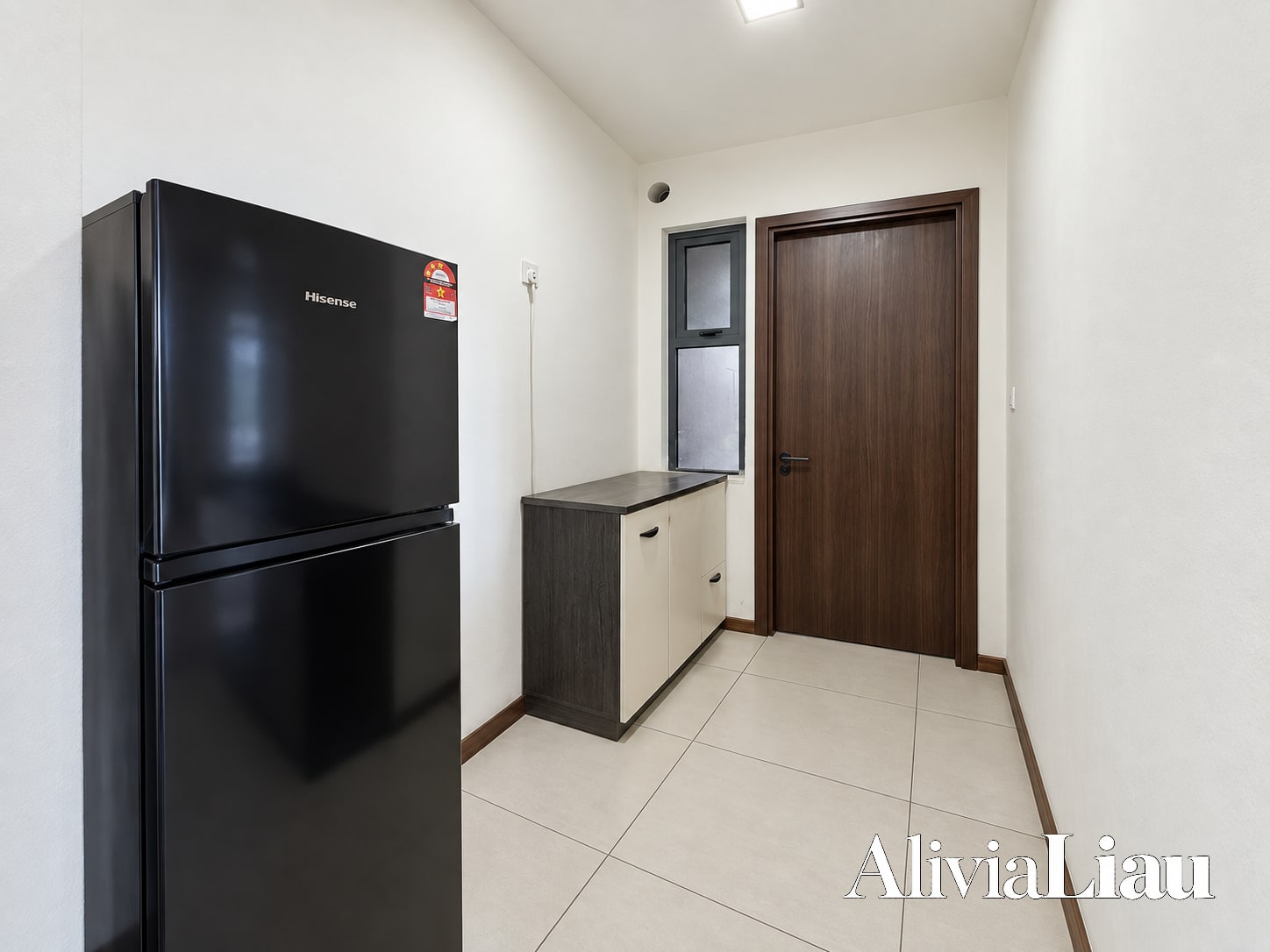 K Avenue property photo 2