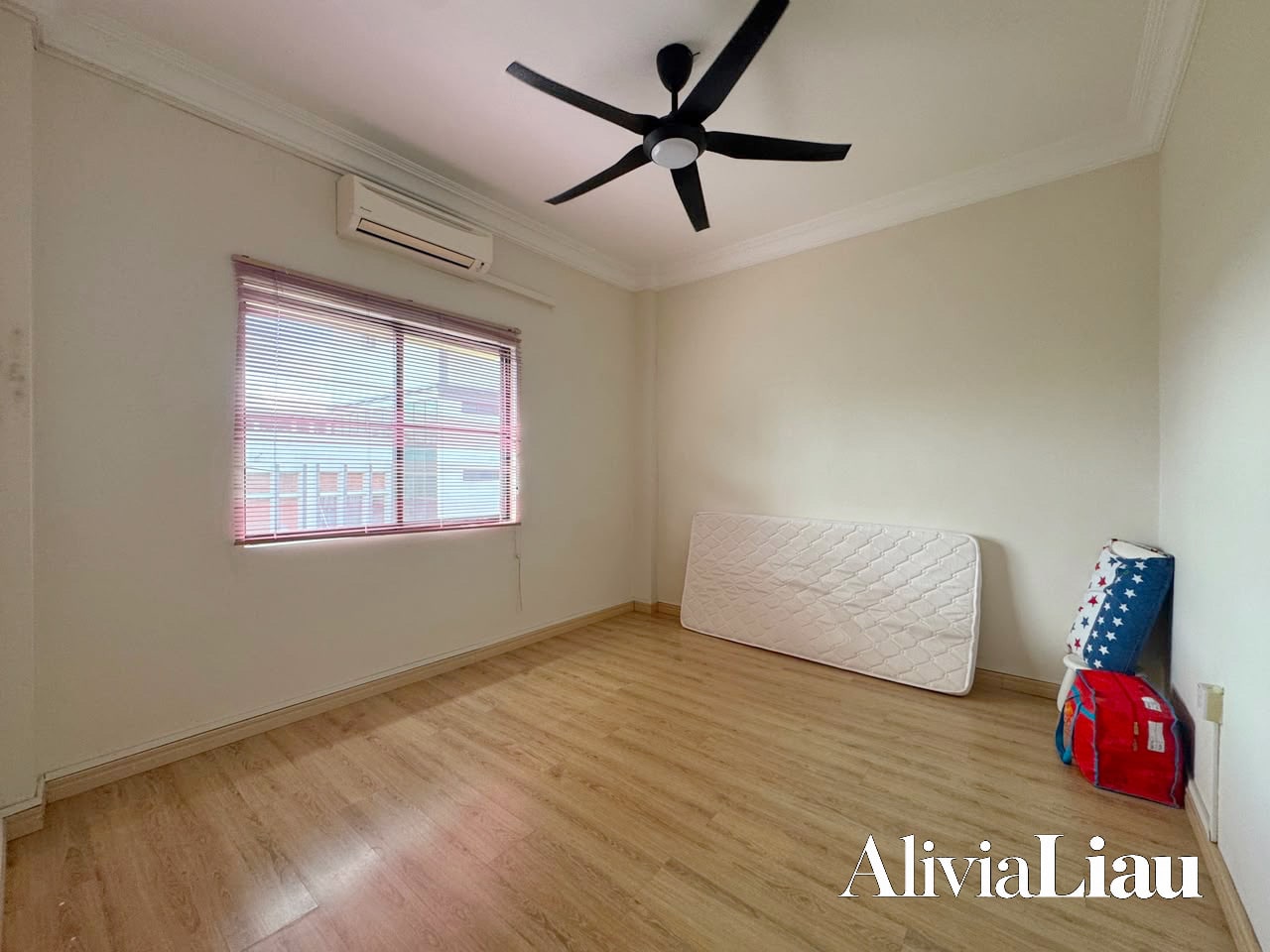 Likas Court property photo 7