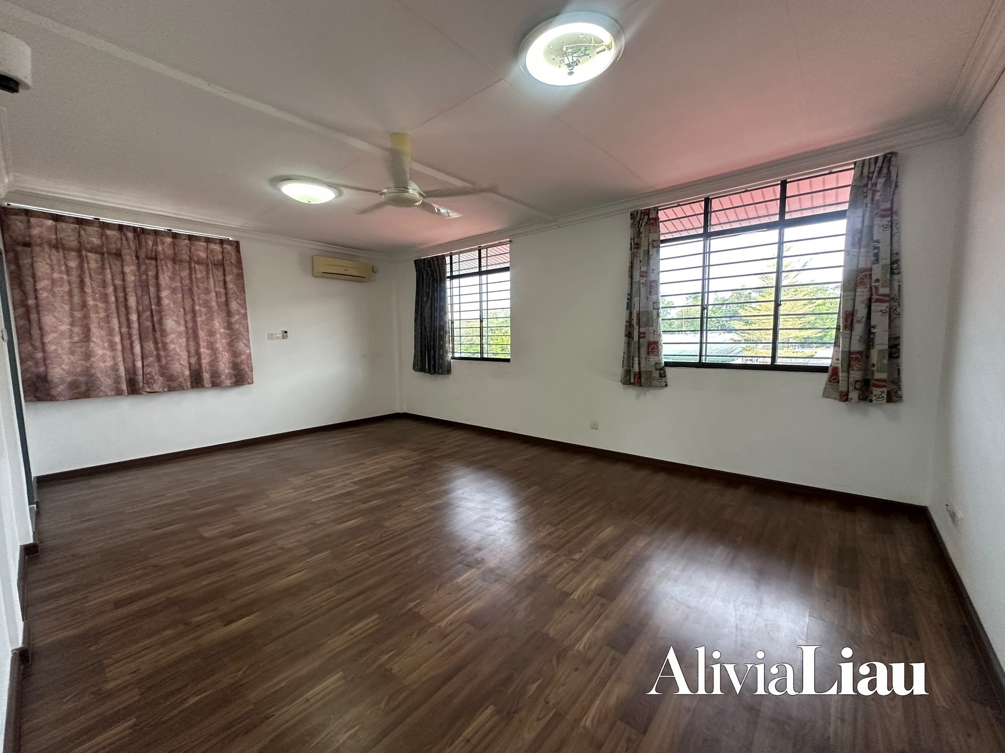 Likas Bungalow property photo 6